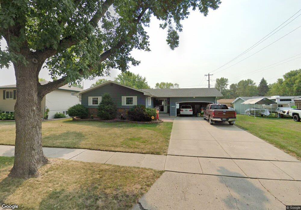 1925 20th Ave S, Grand Forks, ND 58201 - photo 1