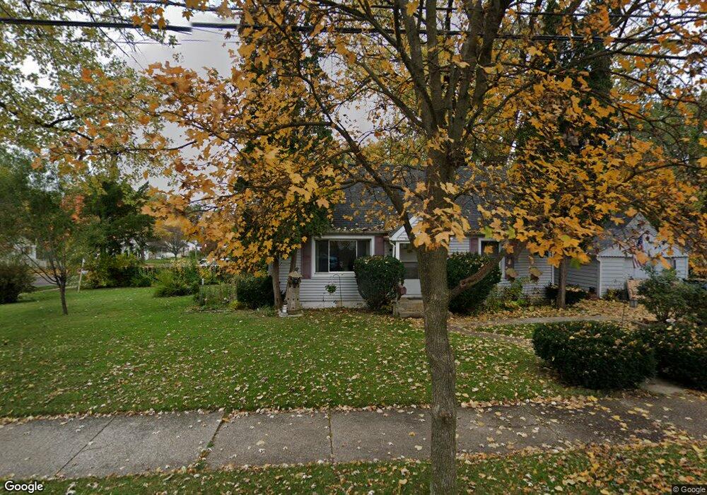 2730 Grant St, Lansing, MI 48910 - photo 1