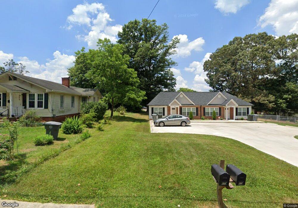 932 Lee St, Asheboro, NC 27203 - photo 1