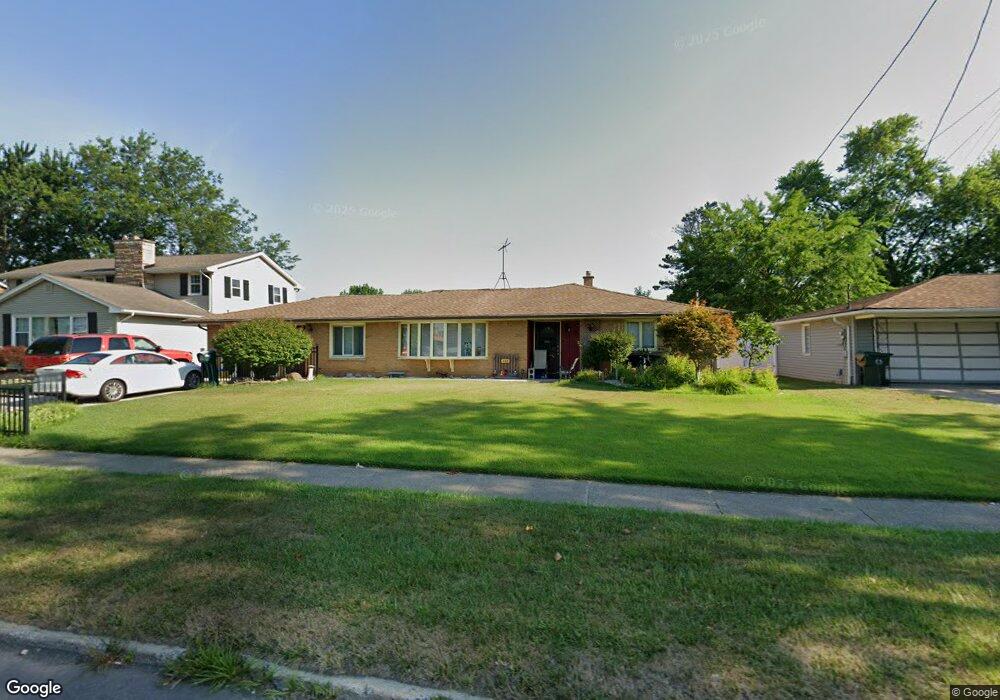 488 Meadow Dr, North Tonawanda, NY 14120 - photo 1