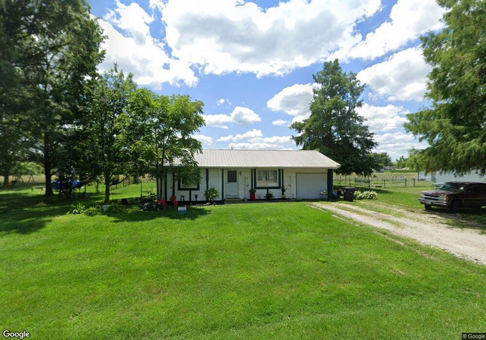 10057 E Heritage Dr, Effingham, IL 62401 - photo 1