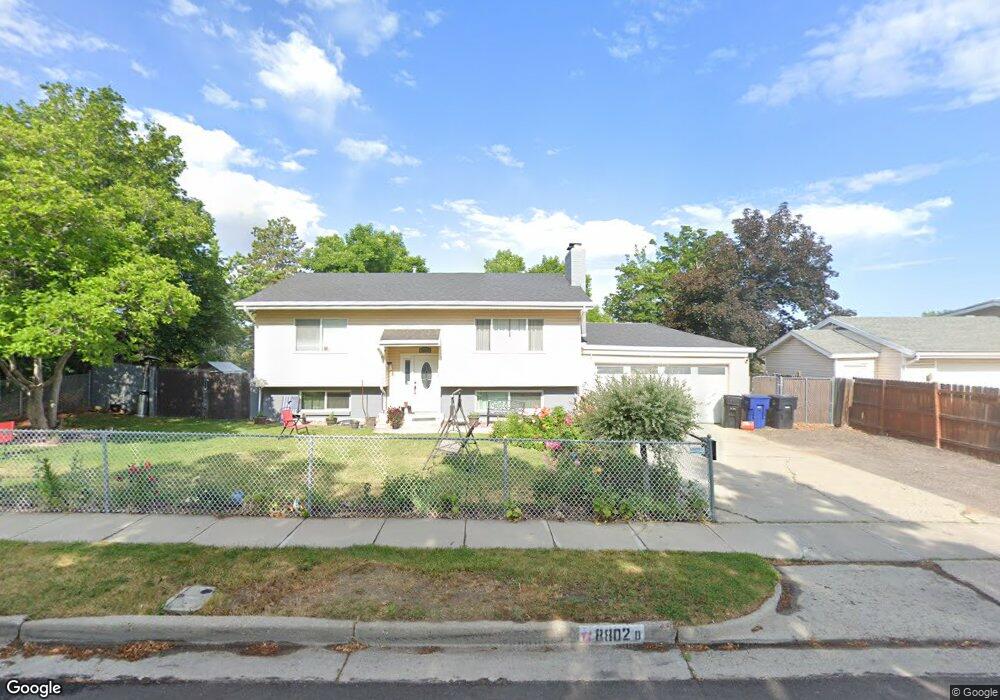 8802 S 1540 E, Sandy, UT 84093 - photo 1