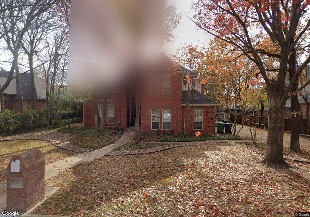 1316 Lynhurst Ln, Denton, TX 76205 - photo 1