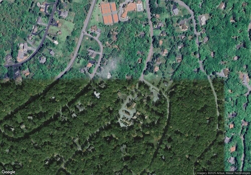 114 Lookout Dr, Hawley, PA 18428 - photo 1