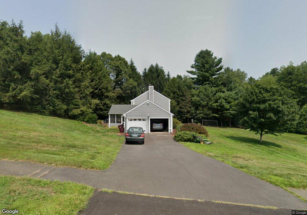 8 Wildwood Rd, Farmington, CT 06032 - photo 1