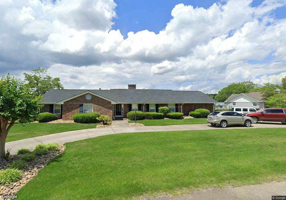 128 S Lakeshore Dr, Carrollton, GA 30117 - photo 1