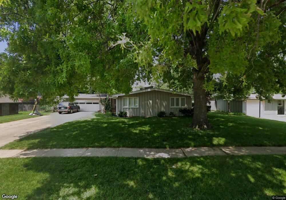 1662 SW 28th Terrace, Topeka, KS 66611 - photo 1