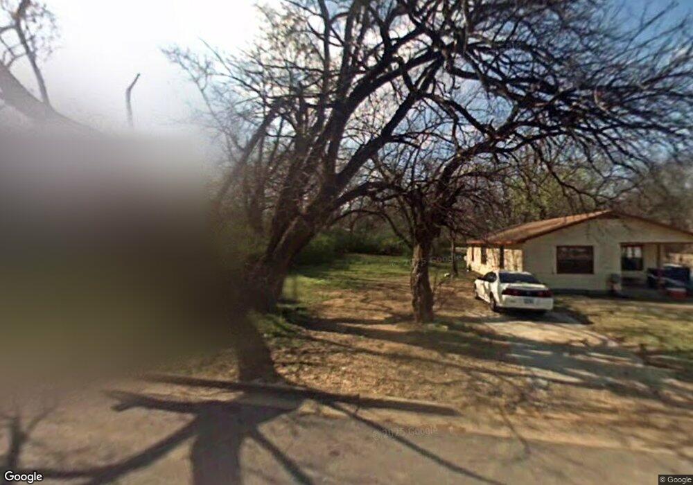 1104 W Elm St, Denison, TX 75020 - photo 1