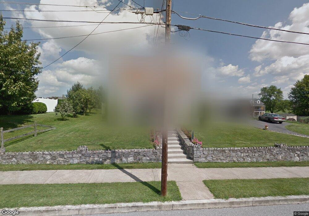 317 Fairmount Ave, Waynesboro, PA 17268 - photo 1