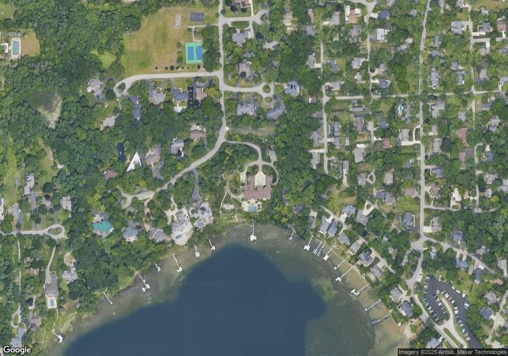 3841 Laplaya Ln, Orchard Lake, MI 48324 - photo 1