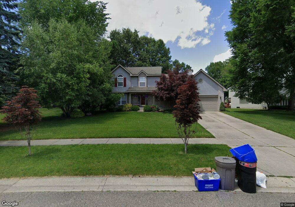 2972 Greenbrooke Ln, West Bloomfield, MI 48324 - photo 1