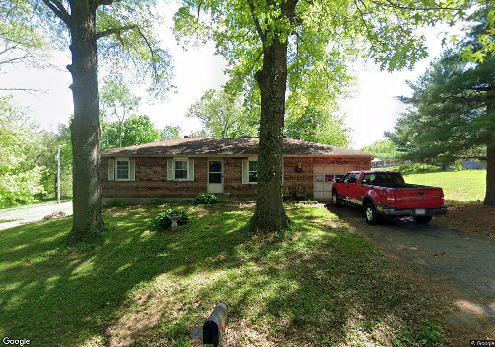 8002 Dale Ct, Georgetown, IN 47122 - photo 1