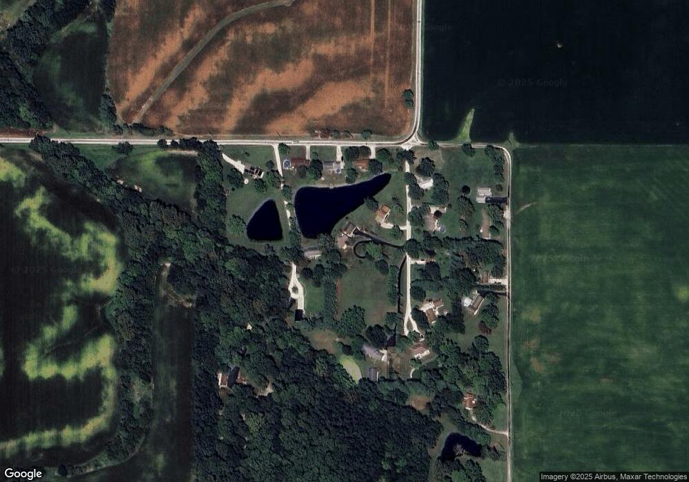 2109 E Woodland Ln, Jacksonville, IL 62650 - photo 1