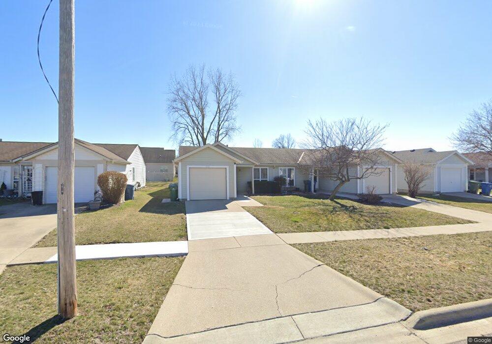 503 Rosehill Dr unit 511, Marysville, OH 43040 - photo 1