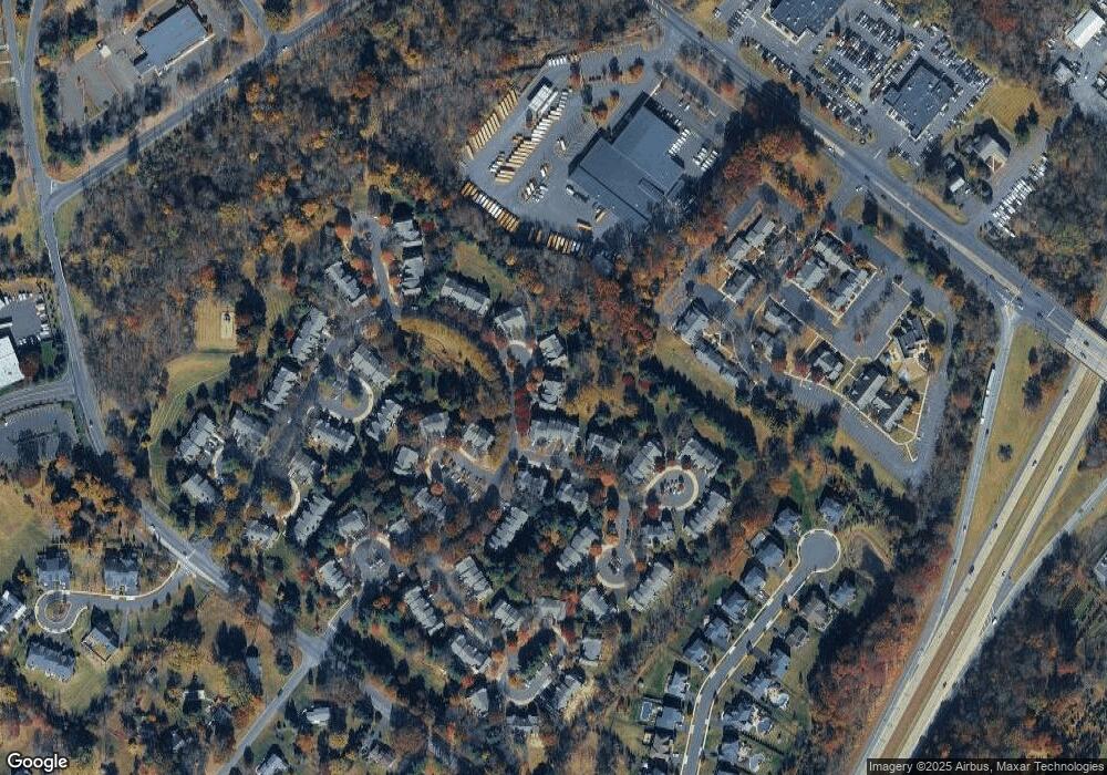 96 Abbey Cir unit 5, Doylestown, PA 18901 - photo 1