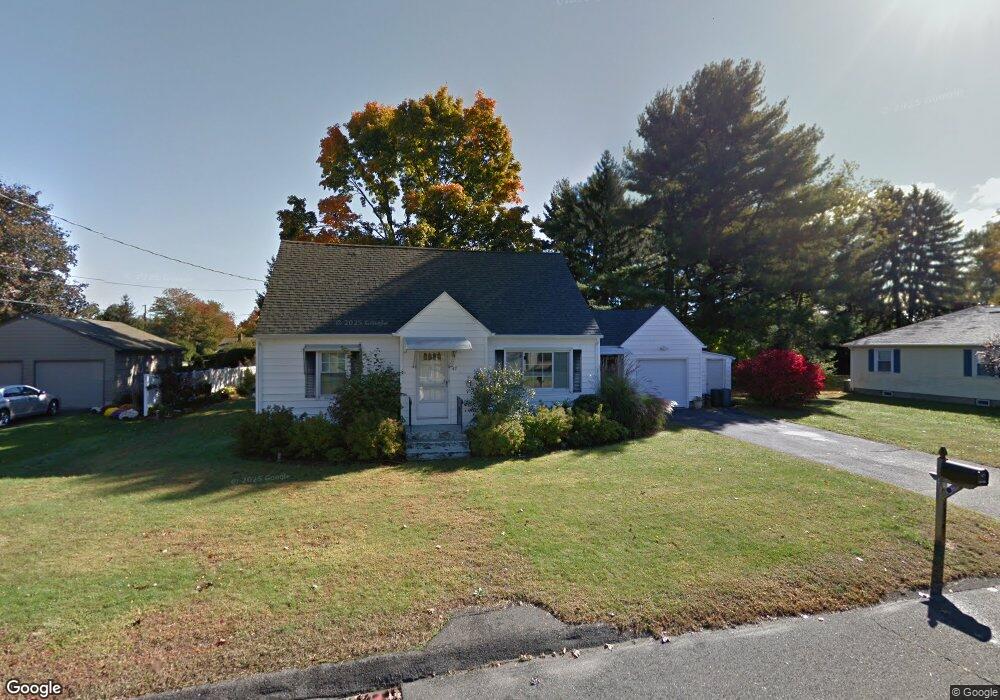 43 Wilson St, Ludlow, MA 01056 - photo 1