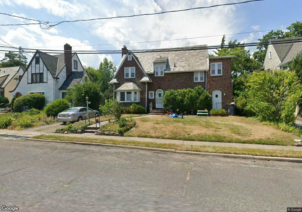 10 Trinity Ct, Bergenfield, NJ 07621 - photo 1