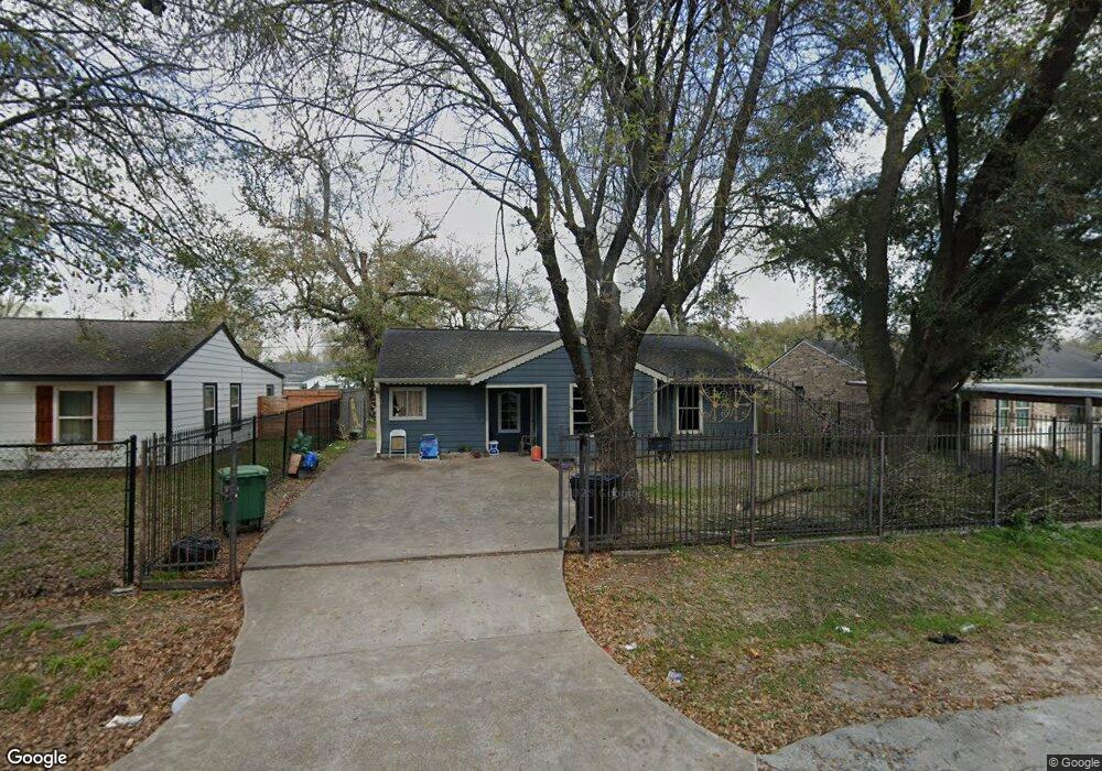 47 Wellford St, Houston, TX 77022 - photo 1