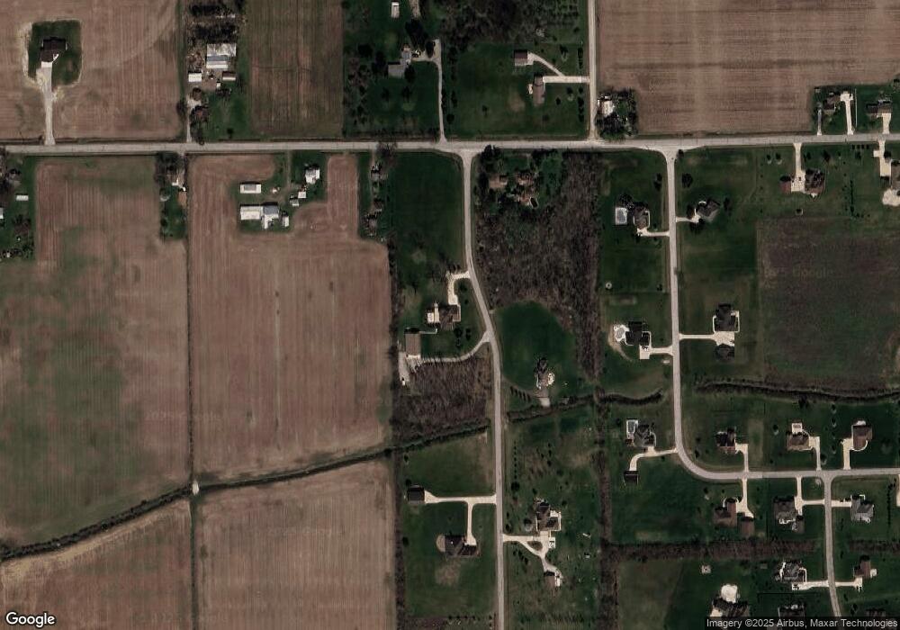 9919 Fawnwood Dr, Carleton, MI 48117 - photo 1