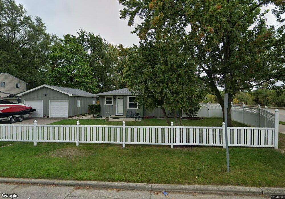 2505 S Waverly Rd, Lansing, MI 48911 - photo 1