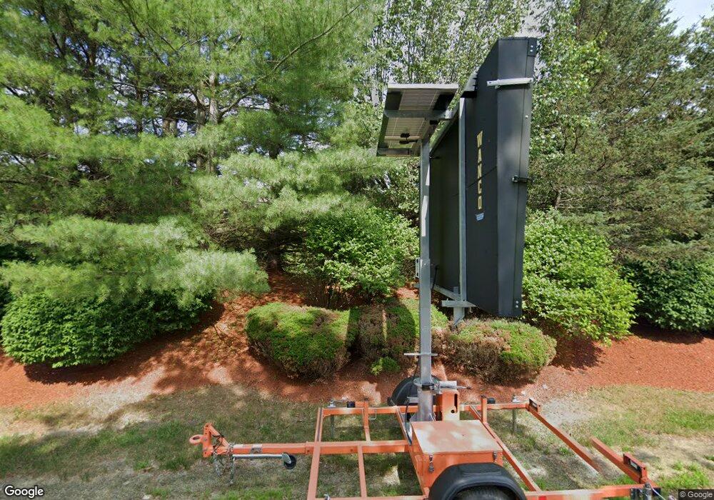 17 Overlook Cir, Hudson, NH 03051 - photo 1