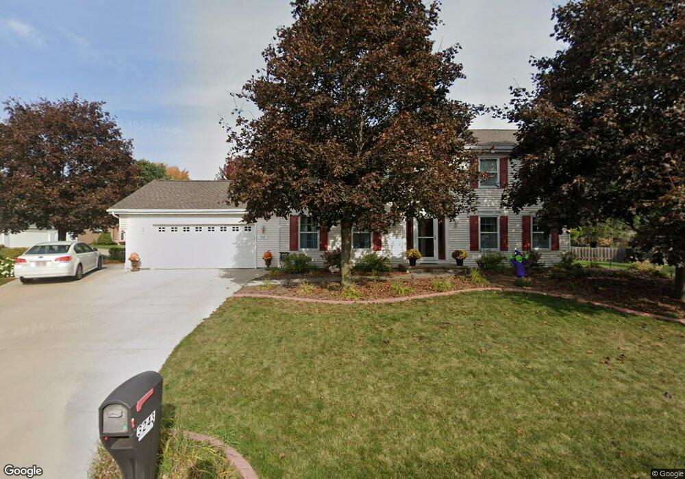 3243 N Rambling Rose Dr, Appleton, WI 54914 - photo 1