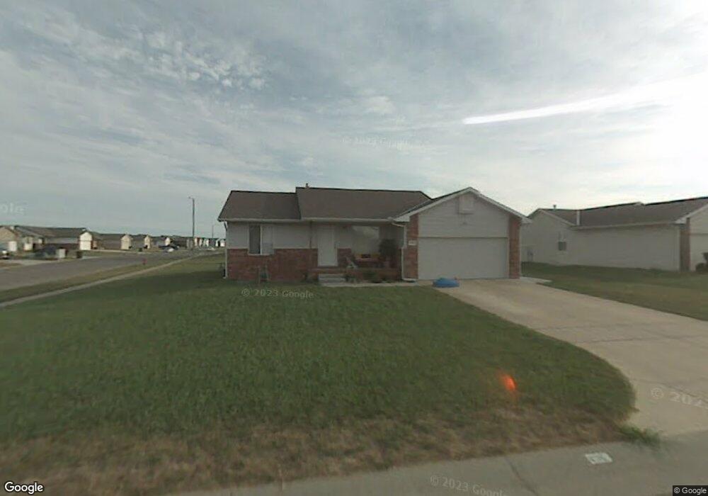 406 E Myers Ct, Mulvane, KS 67110 - photo 1