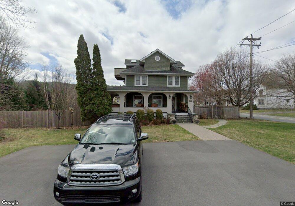 316 W Catharine St, Milford, PA 18337 - photo 1