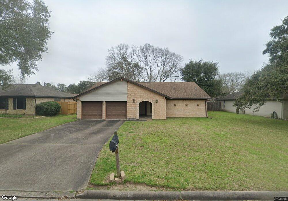 1813 Parkcrest St, Alvin, TX 77511 - photo 1
