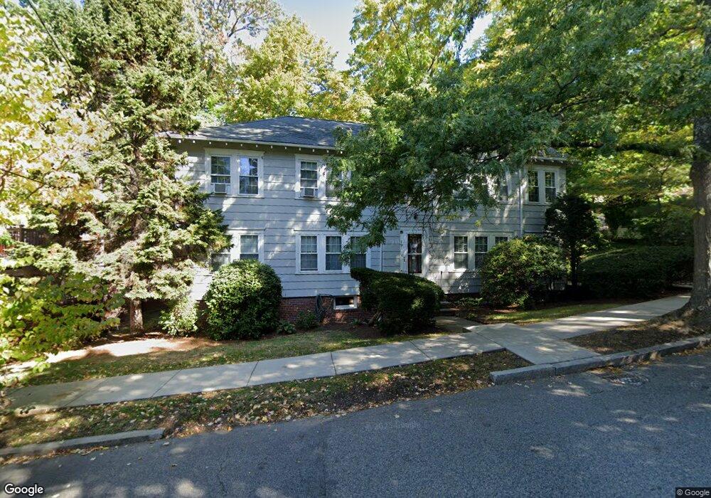 19 Beaconsfield Rd unit 19, Brookline, MA 02445 - photo 1