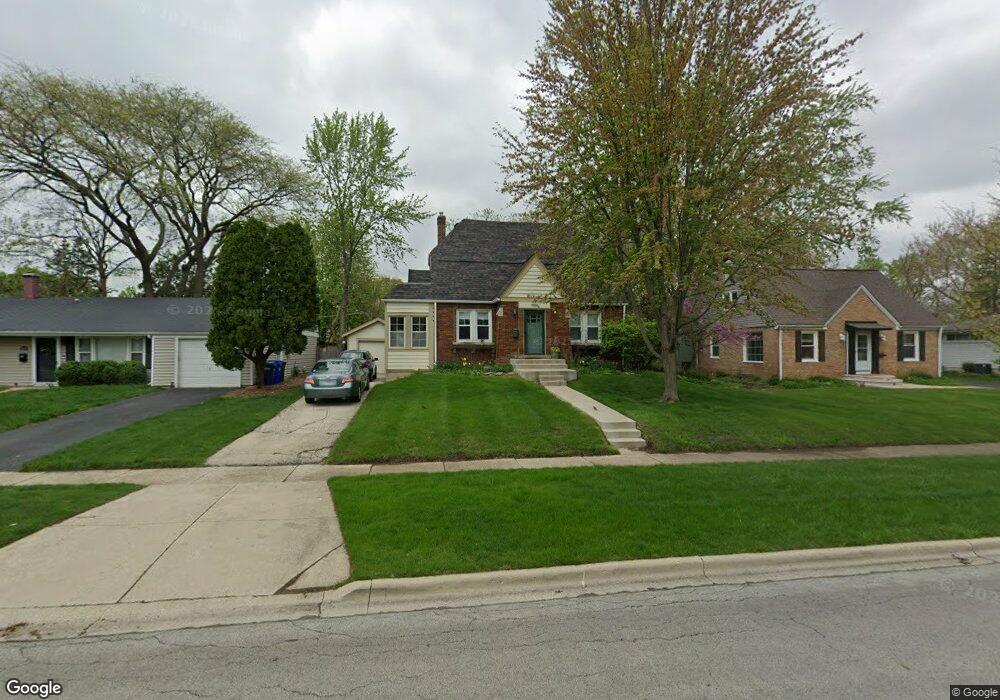 1825 E Evergreen St, Wheaton, IL 60187 - photo 1