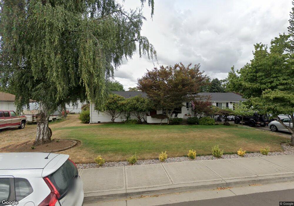 1429 N Maple St, Canby, OR 97013 - photo 1