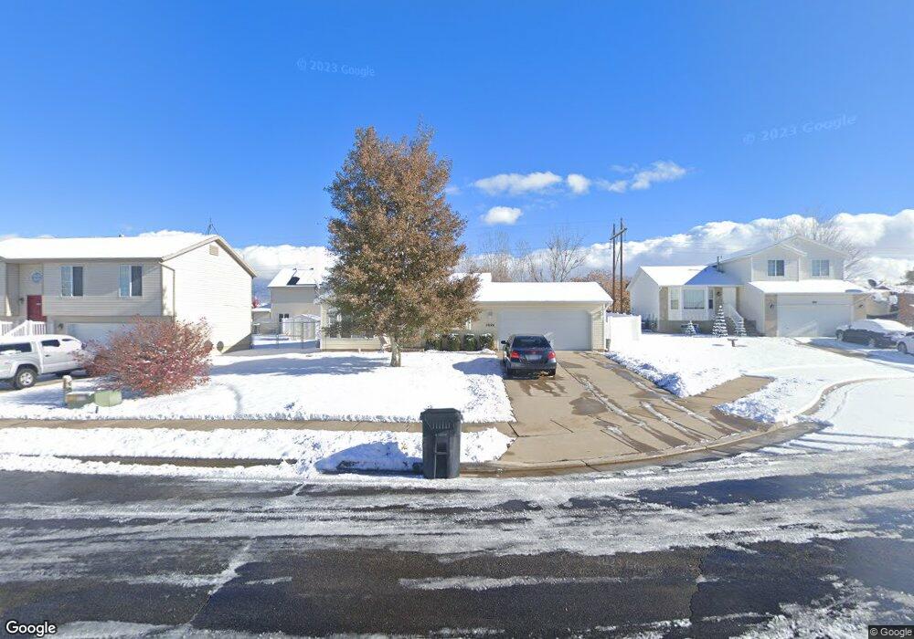 2026 N 1615 W, Clearfield, UT 84015 - photo 1