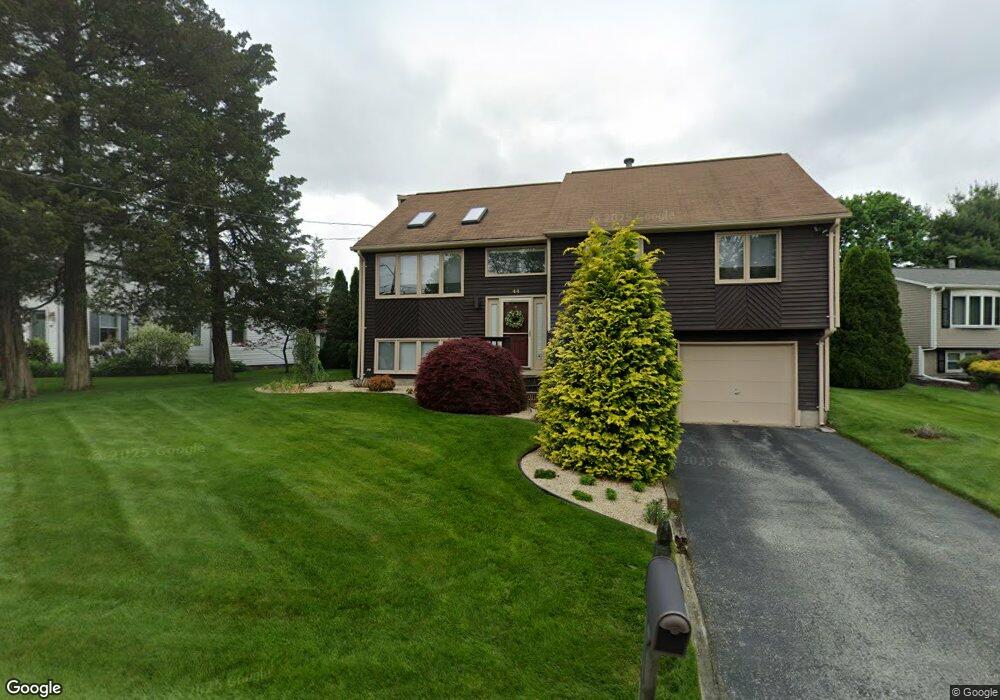 44 Arrow Way, Cranston, RI 02921 - photo 1