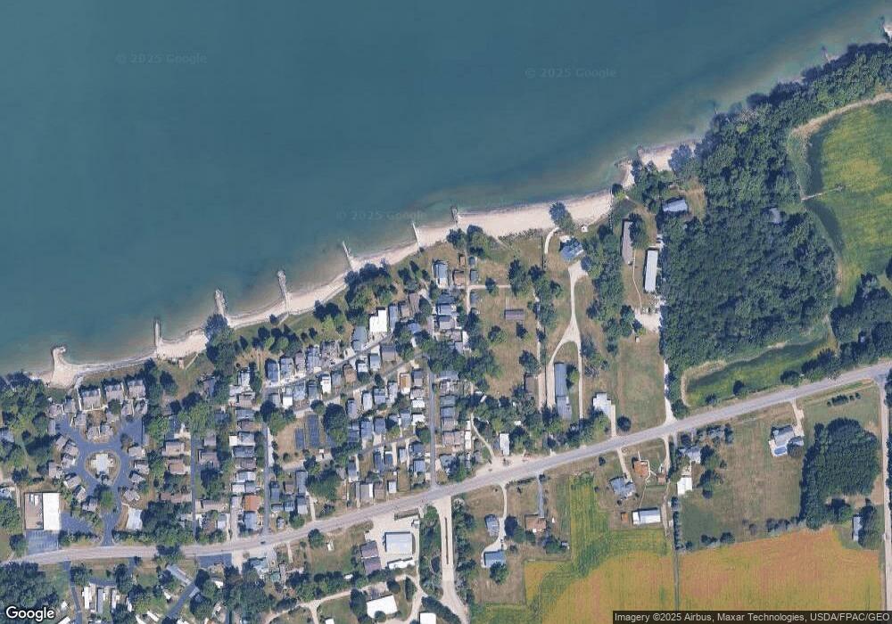 914 East Dr, Huron, OH 44839 - photo 1