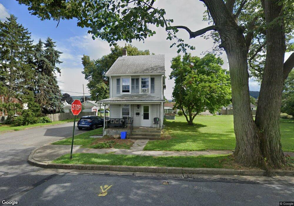 902 Kossuth St, Freemansburg, PA 18017 - photo 1