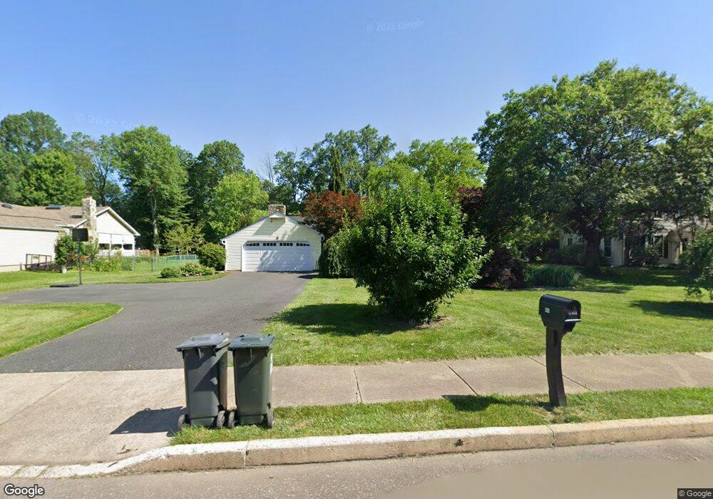 401 Cedar Crest Dr, Quakertown, PA 18951 - photo 1