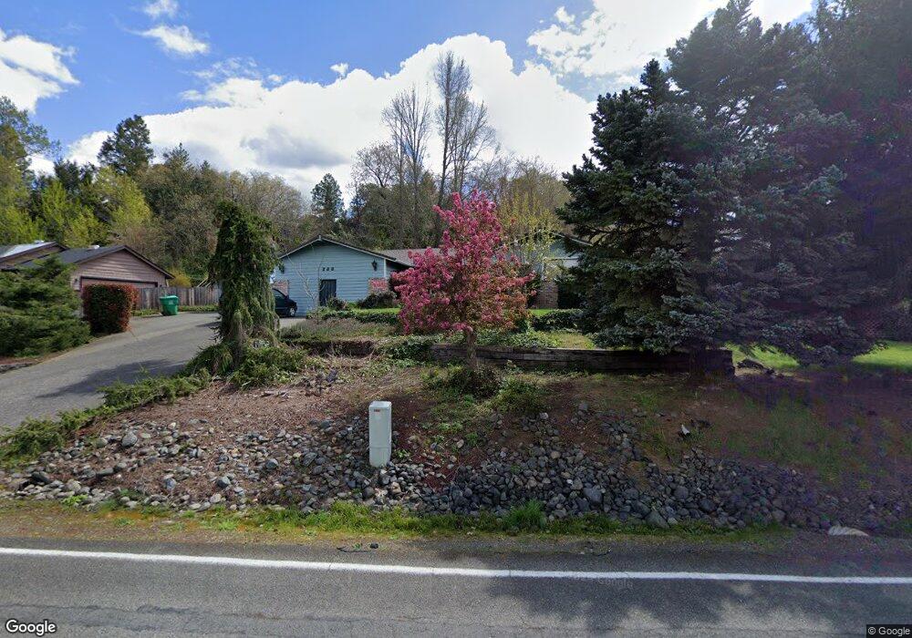 235 Swarthout Dr, Grants Pass, OR 97527 - photo 1