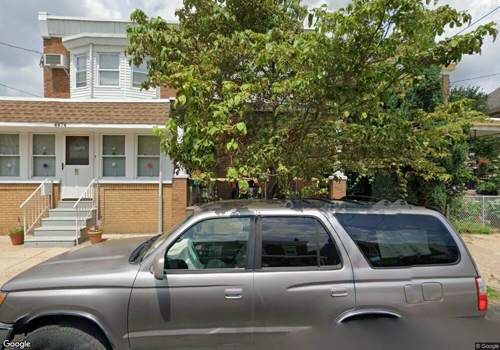 4476 Edgemont St, Philadelphia, PA 19137 - photo 1