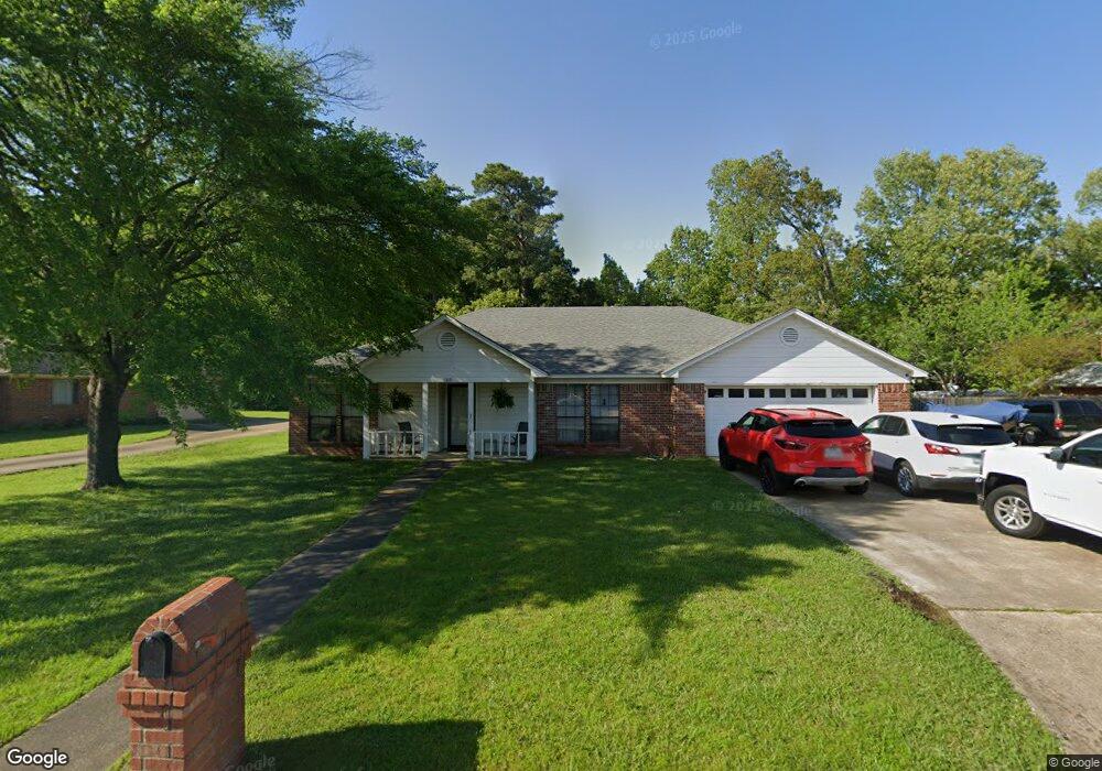 1819 Woodline Dr, Texarkana, AR 71854 - photo 1