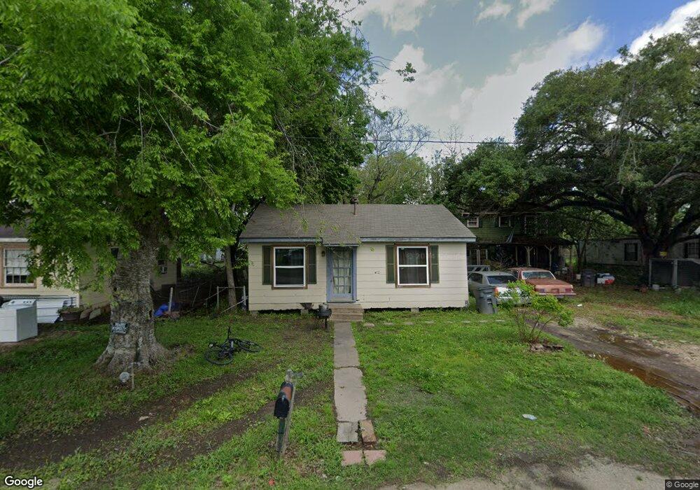 2209 Rugeley St, Bay City, TX 77414 - photo 1