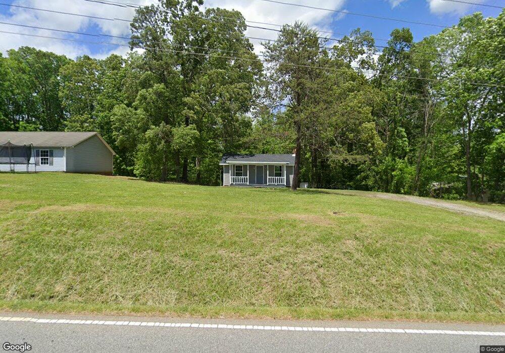 2903 Triangle Lake Rd, High Point, NC 27260 - photo 1