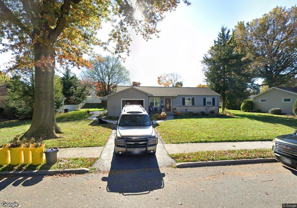 16 Sycamore Ln, Palmyra, PA 17078 - photo 1