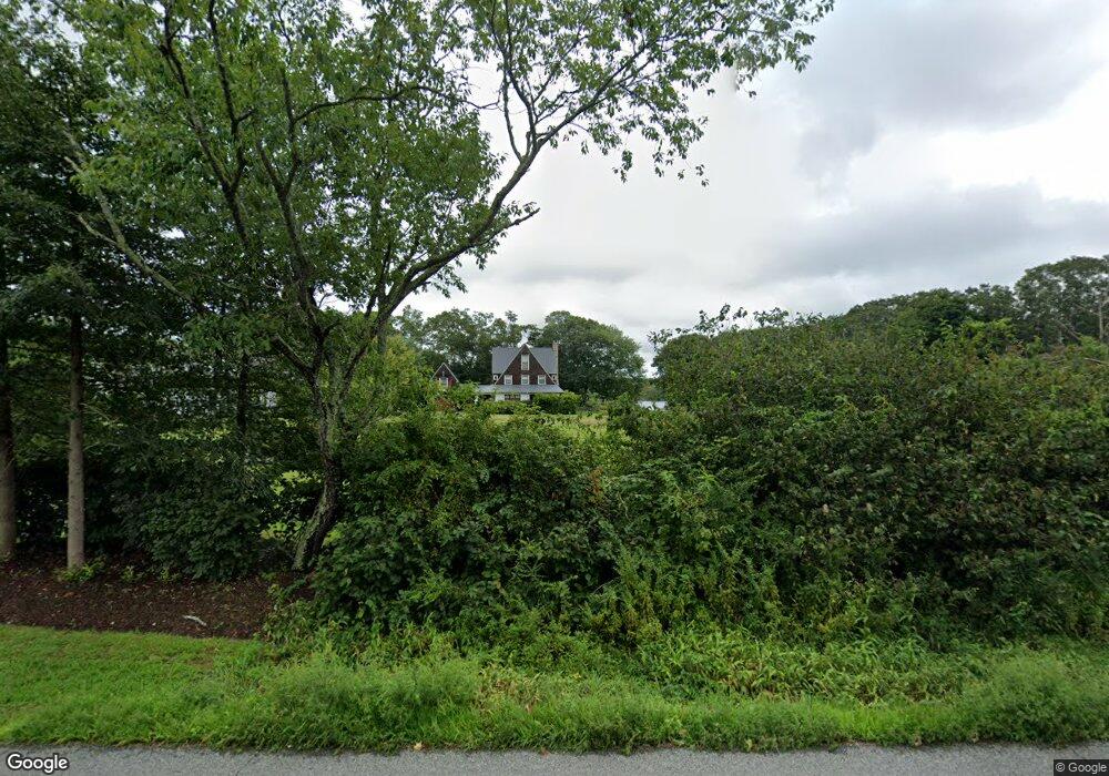 ?1156 Drift Rd, Westport, MA 02790 - photo 1