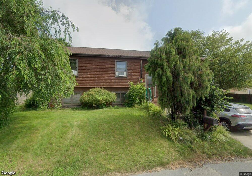 9 Atlantic St, South Dartmouth, MA 02748 - photo 1