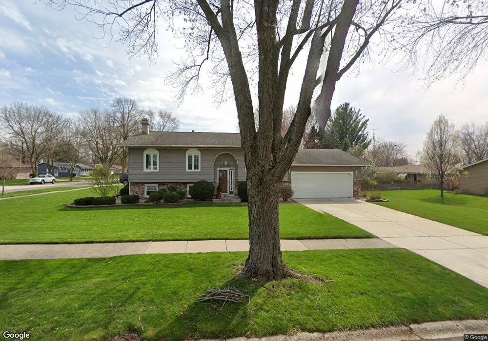 2070 Sapphire Ln, Aurora, IL 60506 - photo 1