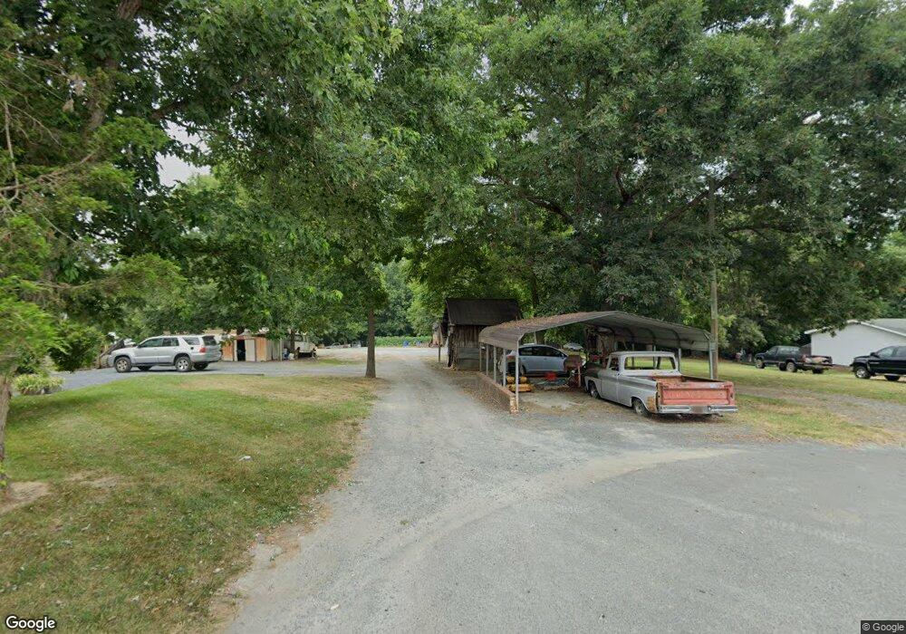 541 Henry Parrish Rd, Asheboro, NC 27205 - photo 1