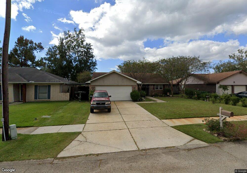 107 E Queens Other, Slidell, LA 70458 - photo 1