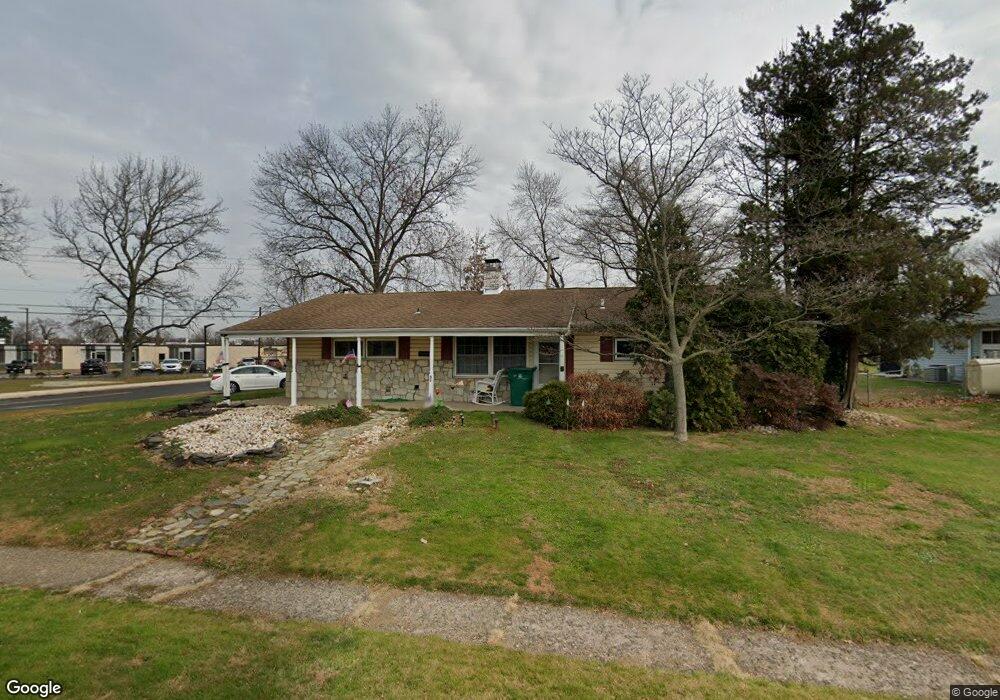 51 Blue Ridge Dr, Levittown, PA 19057 - photo 1