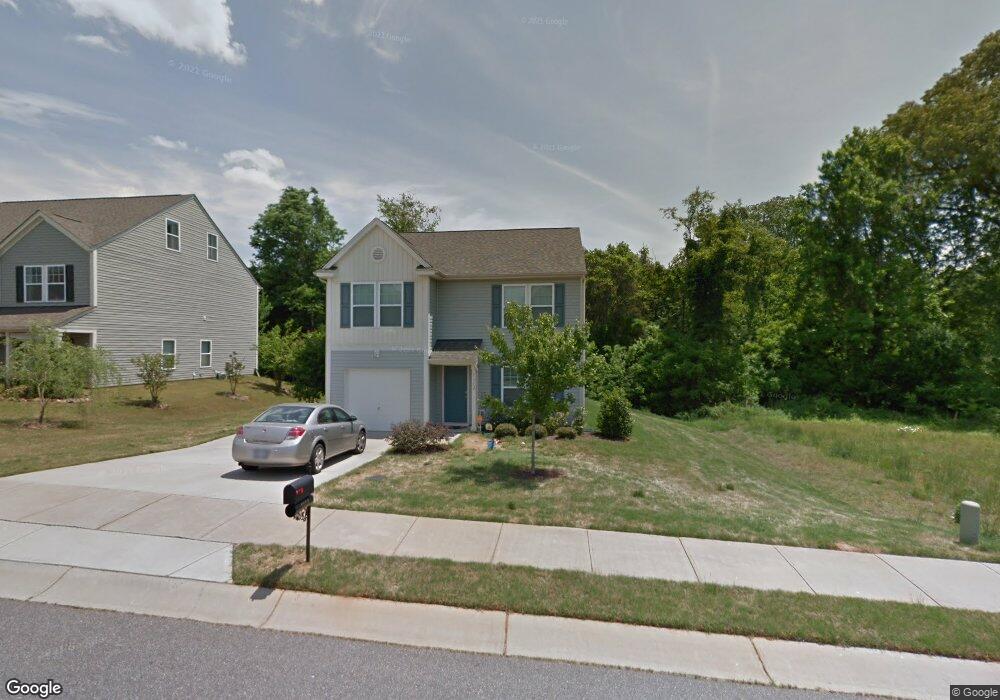 1112 Hunter St, Statesville, NC 28677 - photo 1